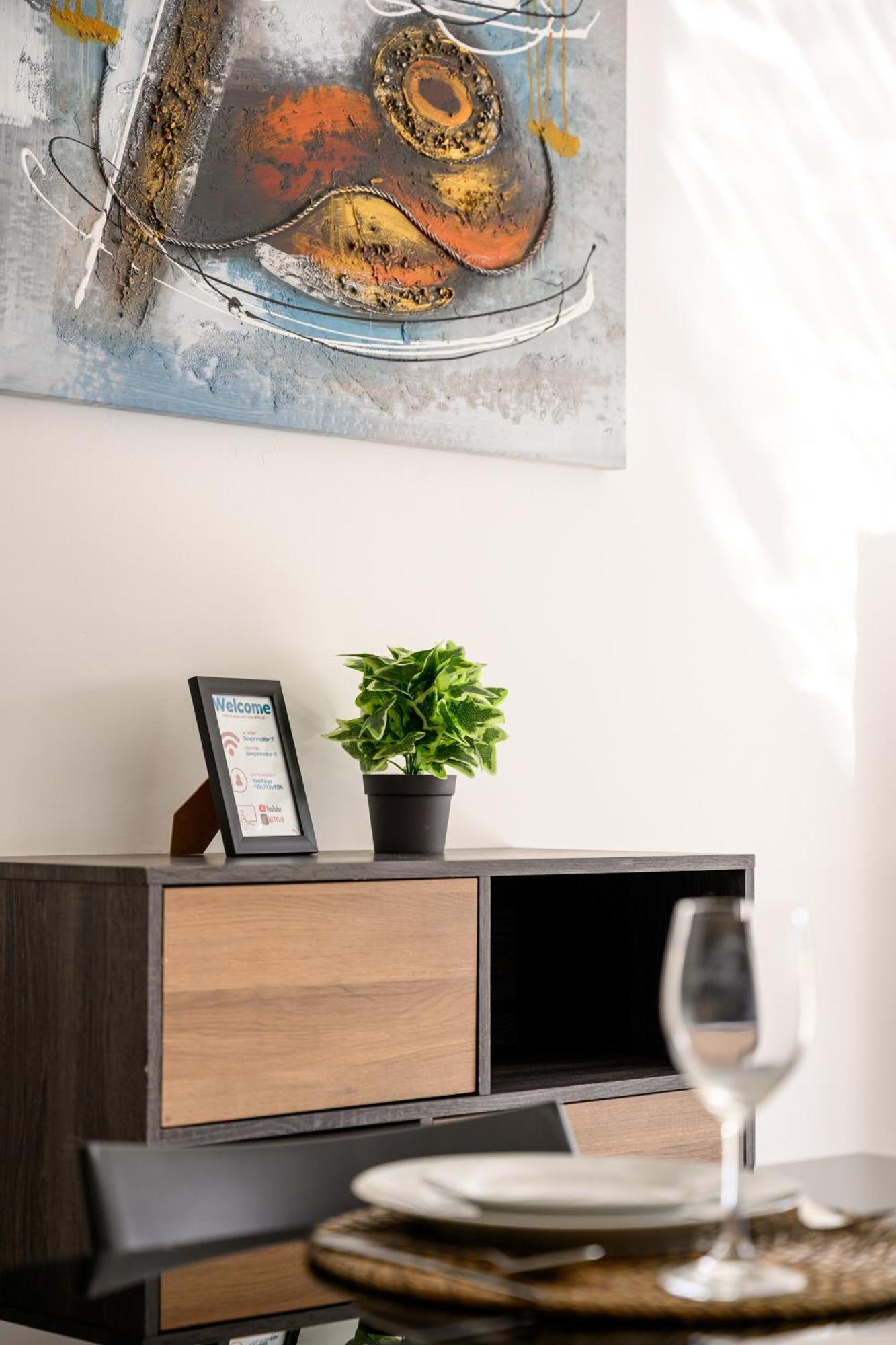 F11 Room 2, Private Room Two Single Beds Shared Bathroom In Shared Flat Msida Exterior photo